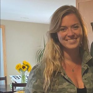 Meet your Posher, Maeve